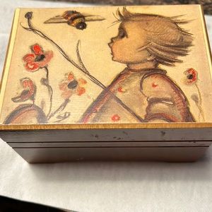Vintage hummel reuge music box